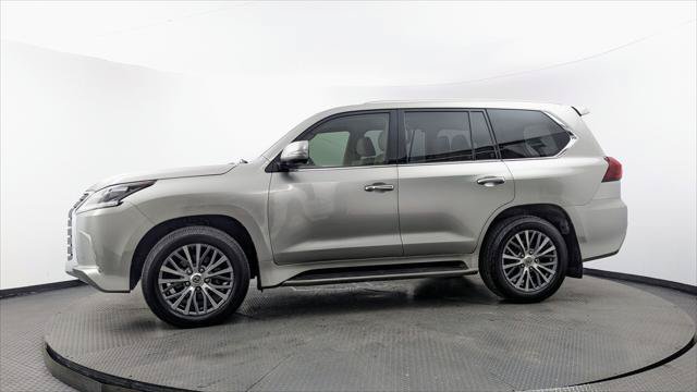 Used 2018 Lexus LX 570 4WD image 3