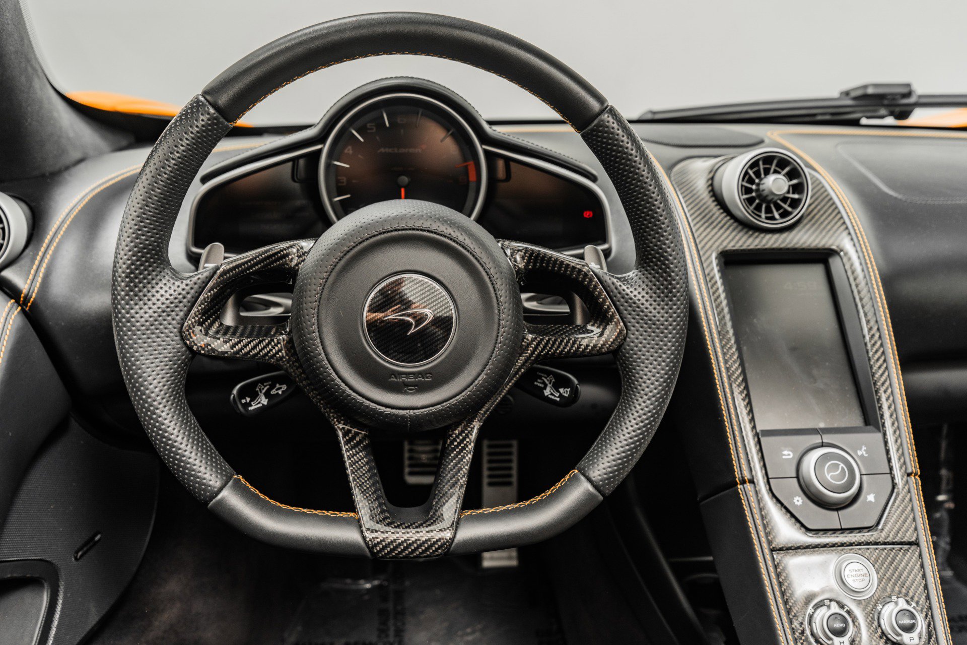 Used 2015 McLaren 650S Spider RWD image 15