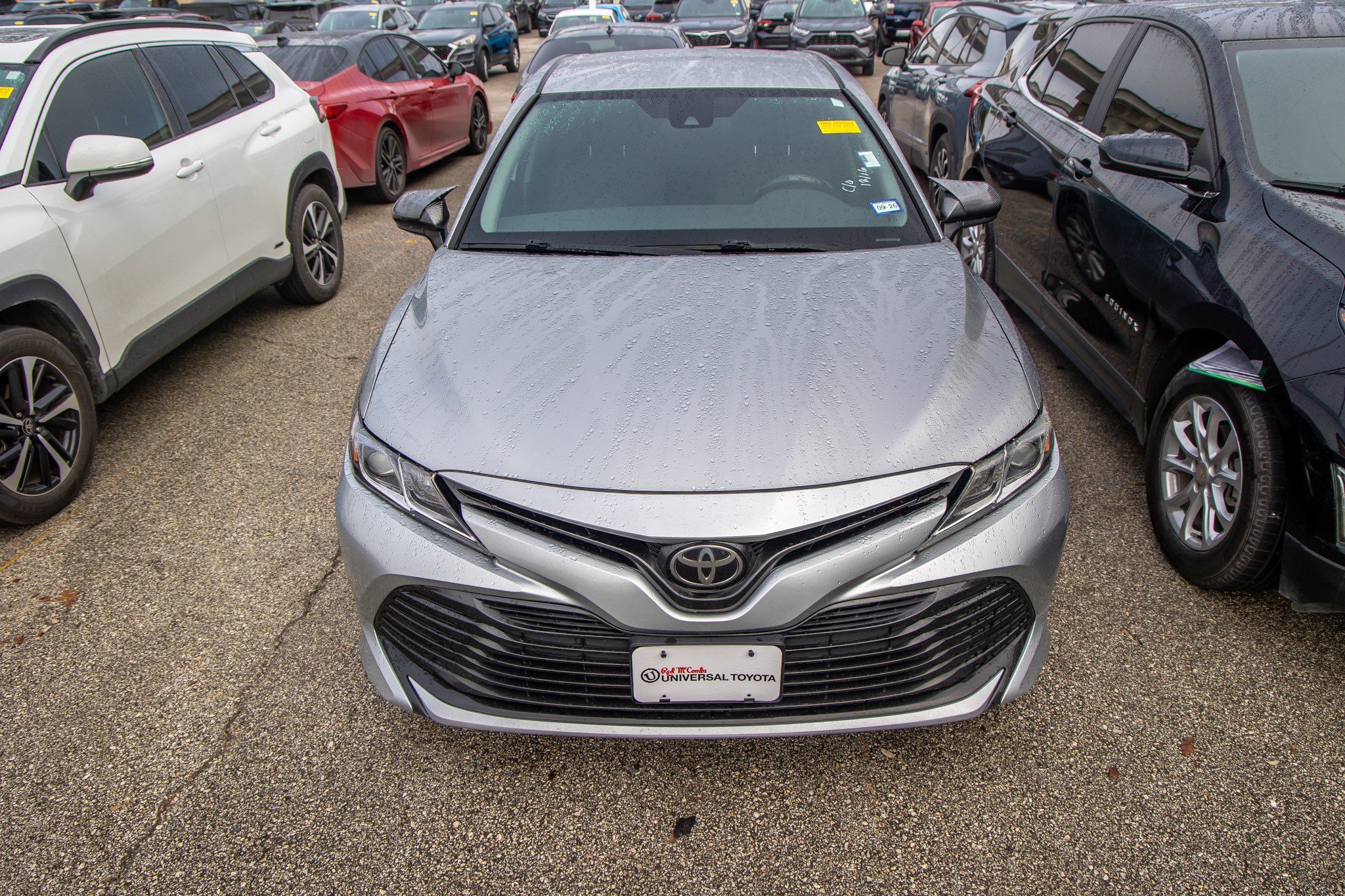 Used 2020 Toyota Camry LE image 5
