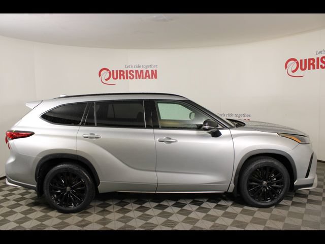 Used 2023 Toyota Highlander XSE AWD/4WD image 8