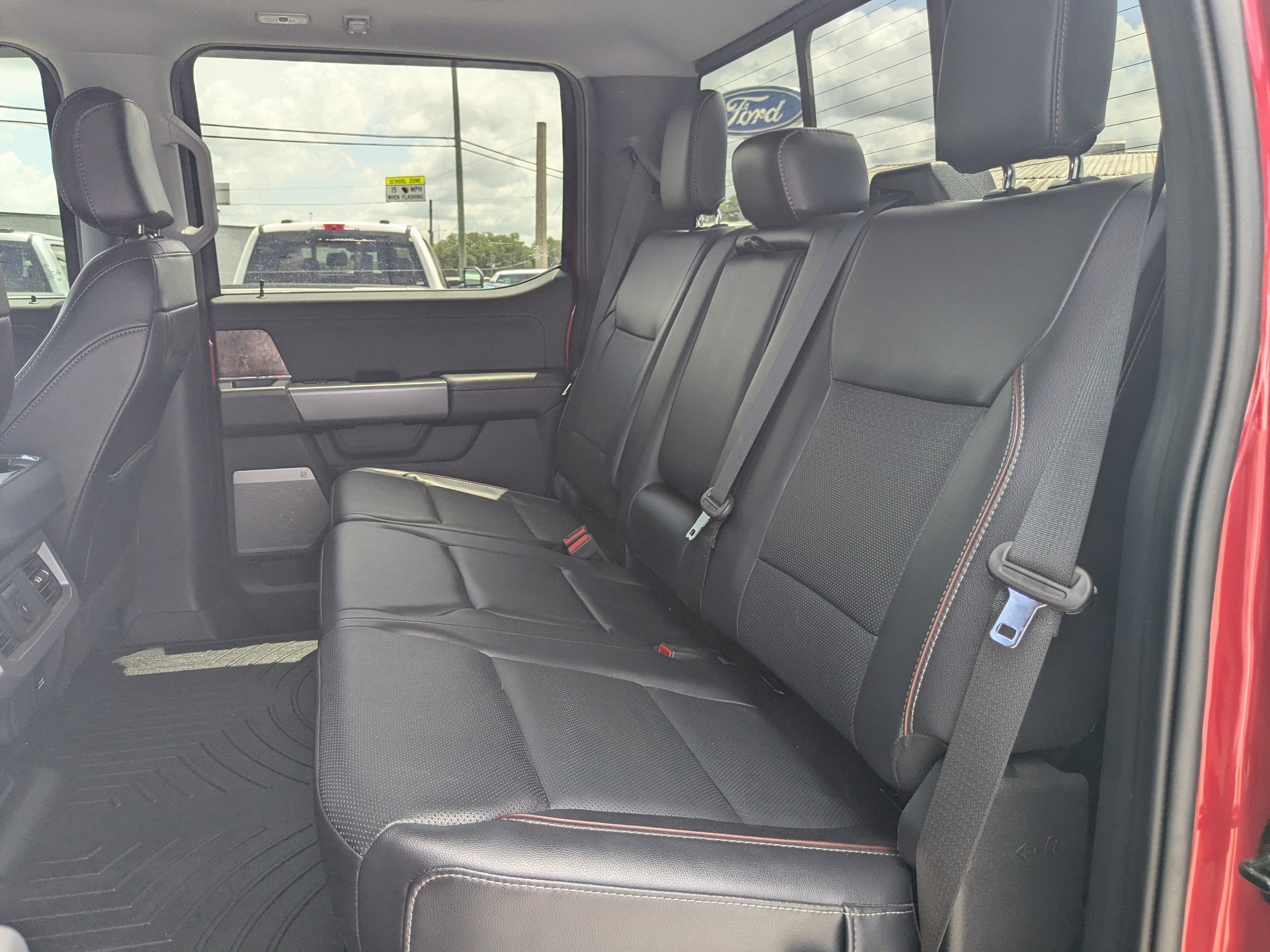 Used 2024 Ford F250 Lariat w/ Lariat Ultimate Package AWD/4WD image 15
