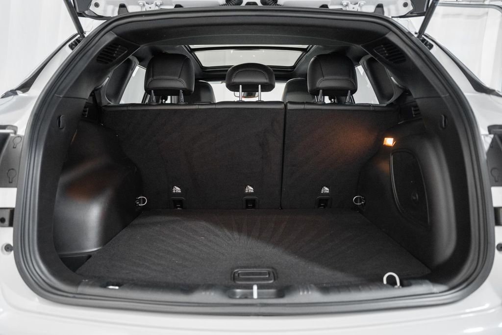 Certified 2024 Jeep Compass Latitude w/ Sun and Sound Group image 11