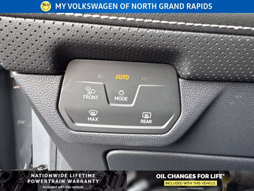 New 2026 Volkswagen Atlas Cross Sport SE AWD/4WD image 13