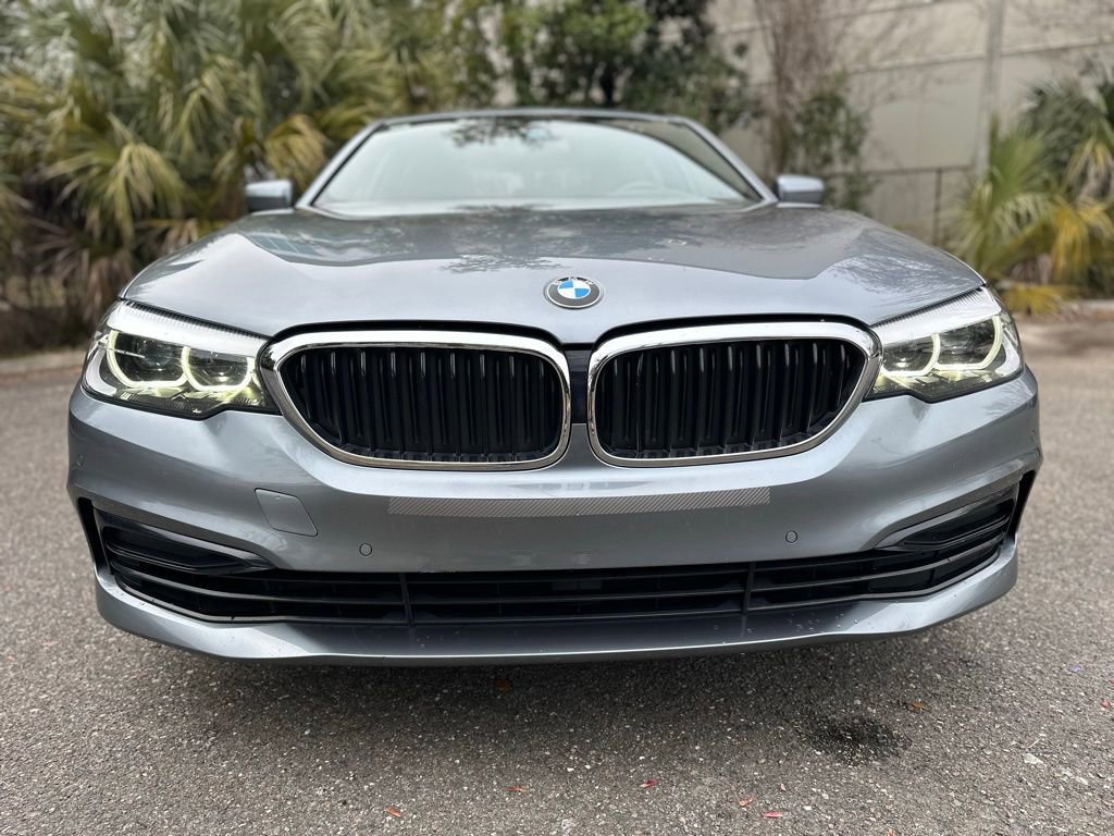 Used 2020 BMW 530i w/ Convenience Package RWD image 3