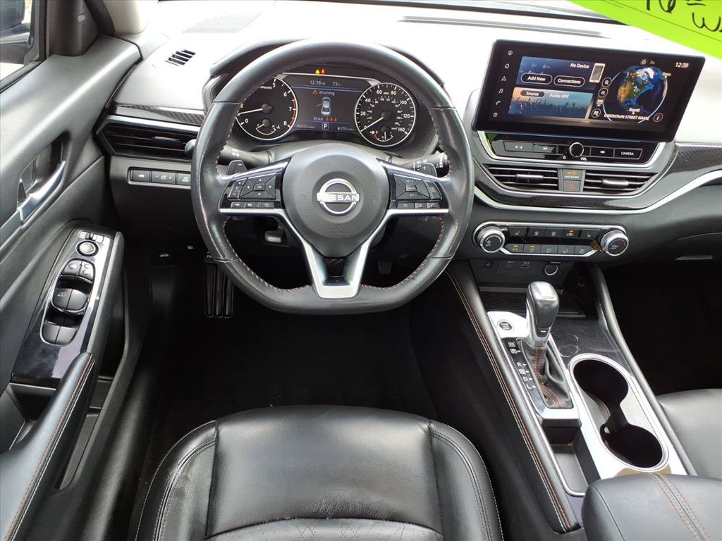 Certified 2024 Nissan Altima 2.5 SR w/ SR Premium Package FWD image 6