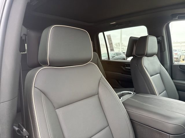 New 2026 GMC Yukon XL Elevation image 60