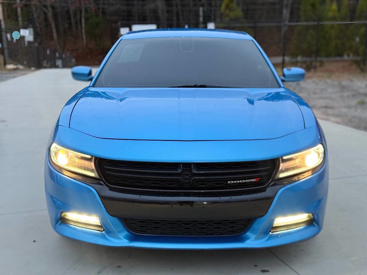 Used 2016 Dodge Charger R/T RWD image 2