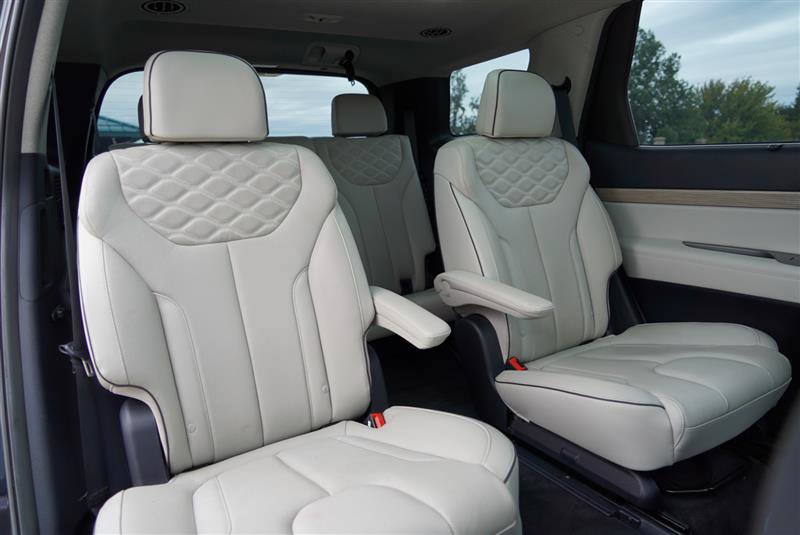 Used 2022 Hyundai Palisade Limited w/ Cargo Package AWD/4WD image 83