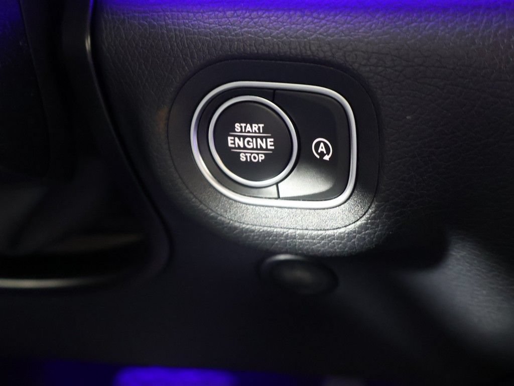 Used 2022 Mercedes-Benz GLE 450 4MATIC w/ AMG Line Exterior image 42