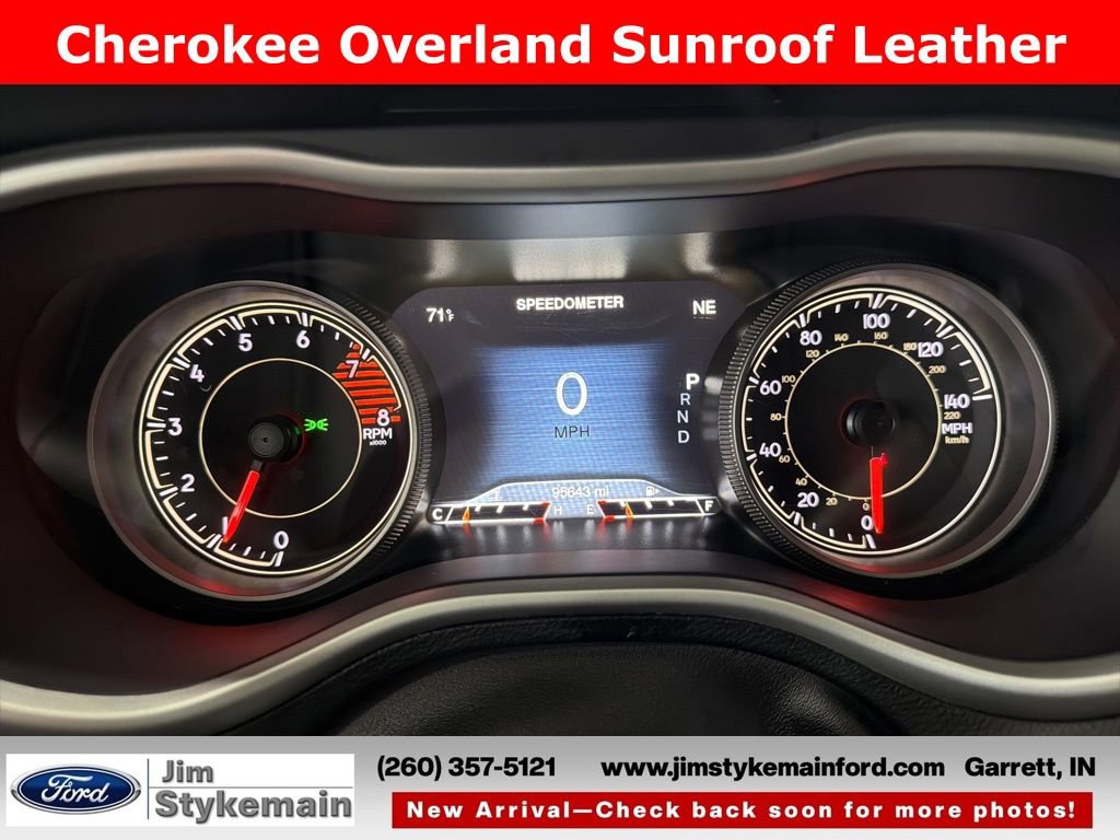 Used 2016 Jeep Cherokee Overland image 22