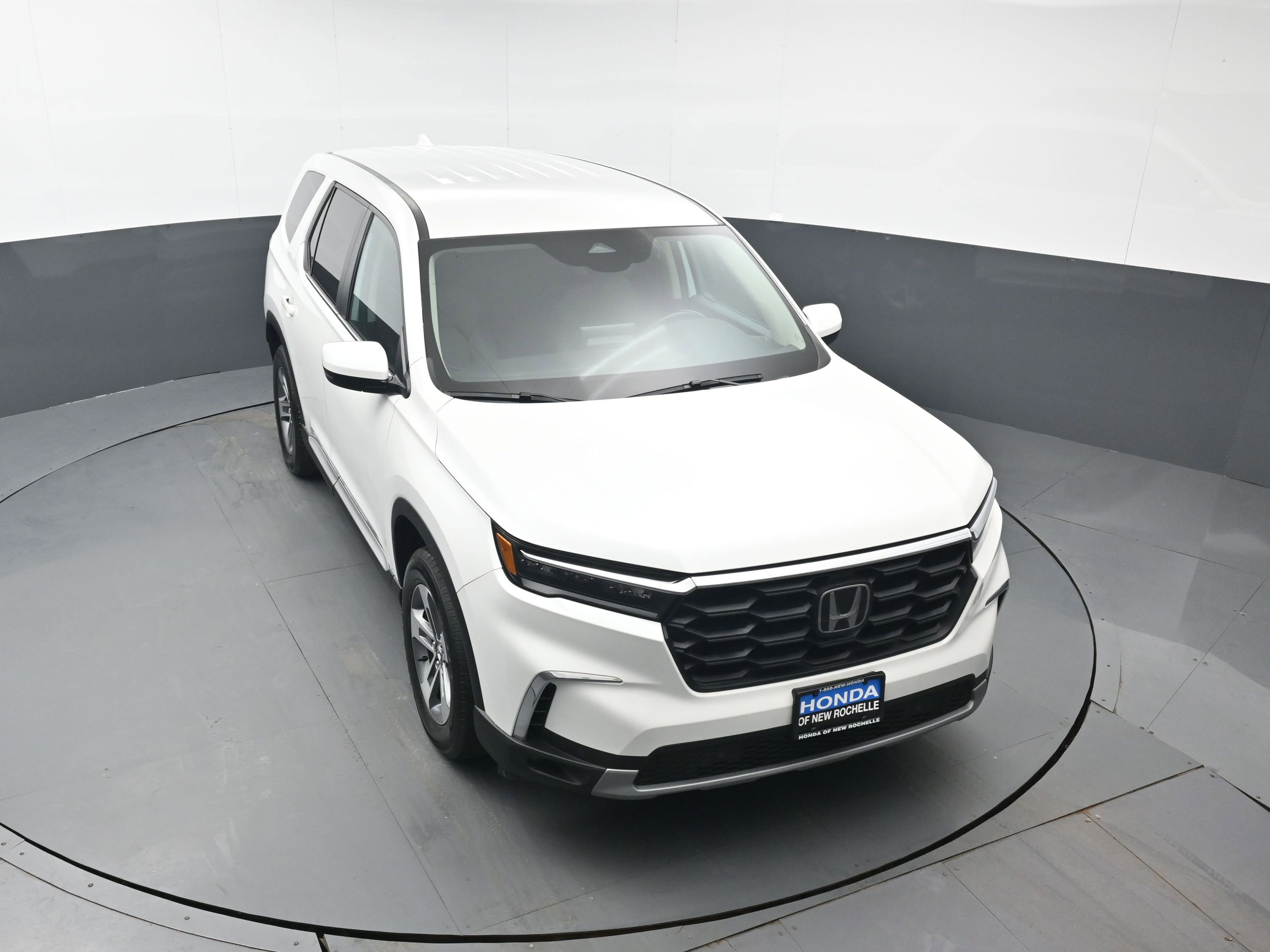 Certified 2024 Honda Pilot EX-L image 44