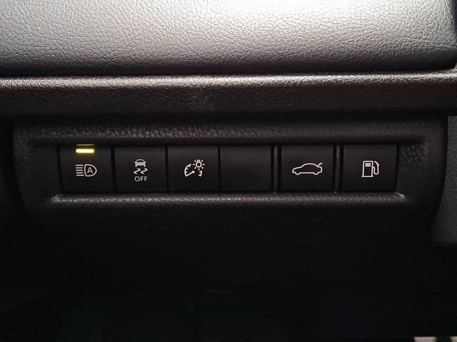 Used 2026 Toyota Camry XSE AWD/4WD image 31