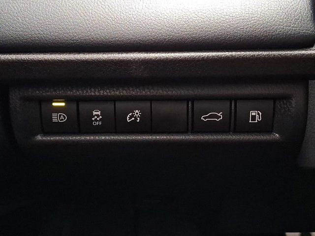 Used 2026 Toyota Camry XSE AWD/4WD image 31