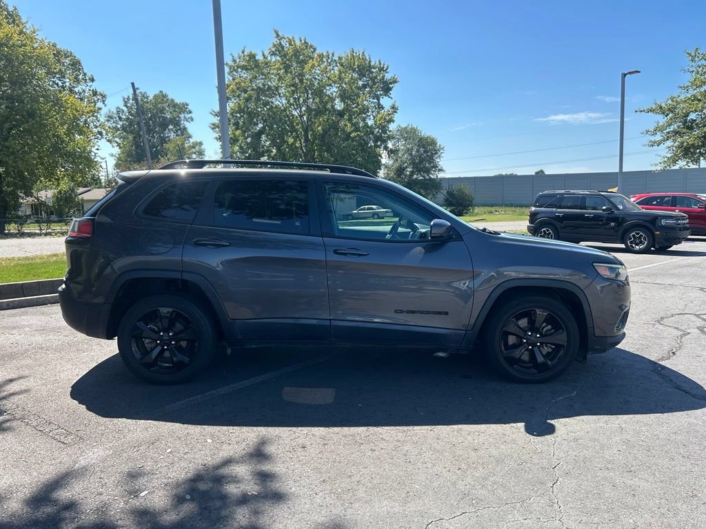 Used 2020 Jeep Cherokee Latitude Plus FWD image 8
