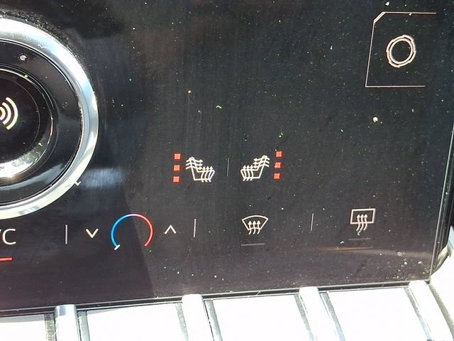 Used 2025 GMC Terrain Elevation AWD/4WD image 24