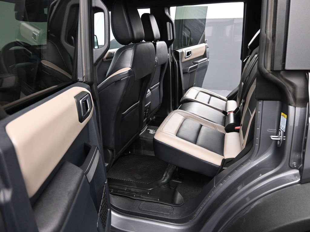 Used 2024 Ford Bronco Wildtrak image 15
