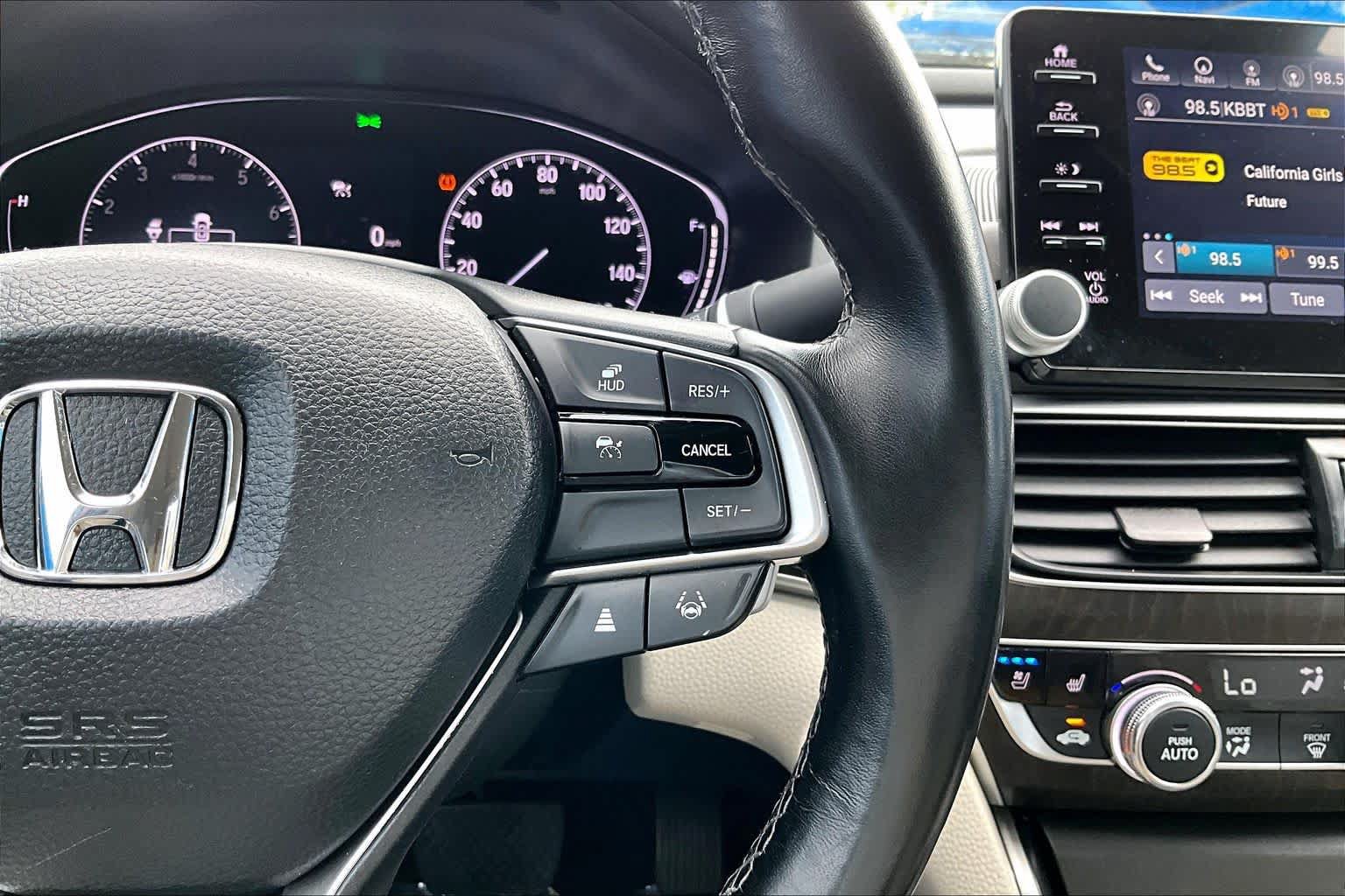 Used 2021 Honda Accord Touring image 25