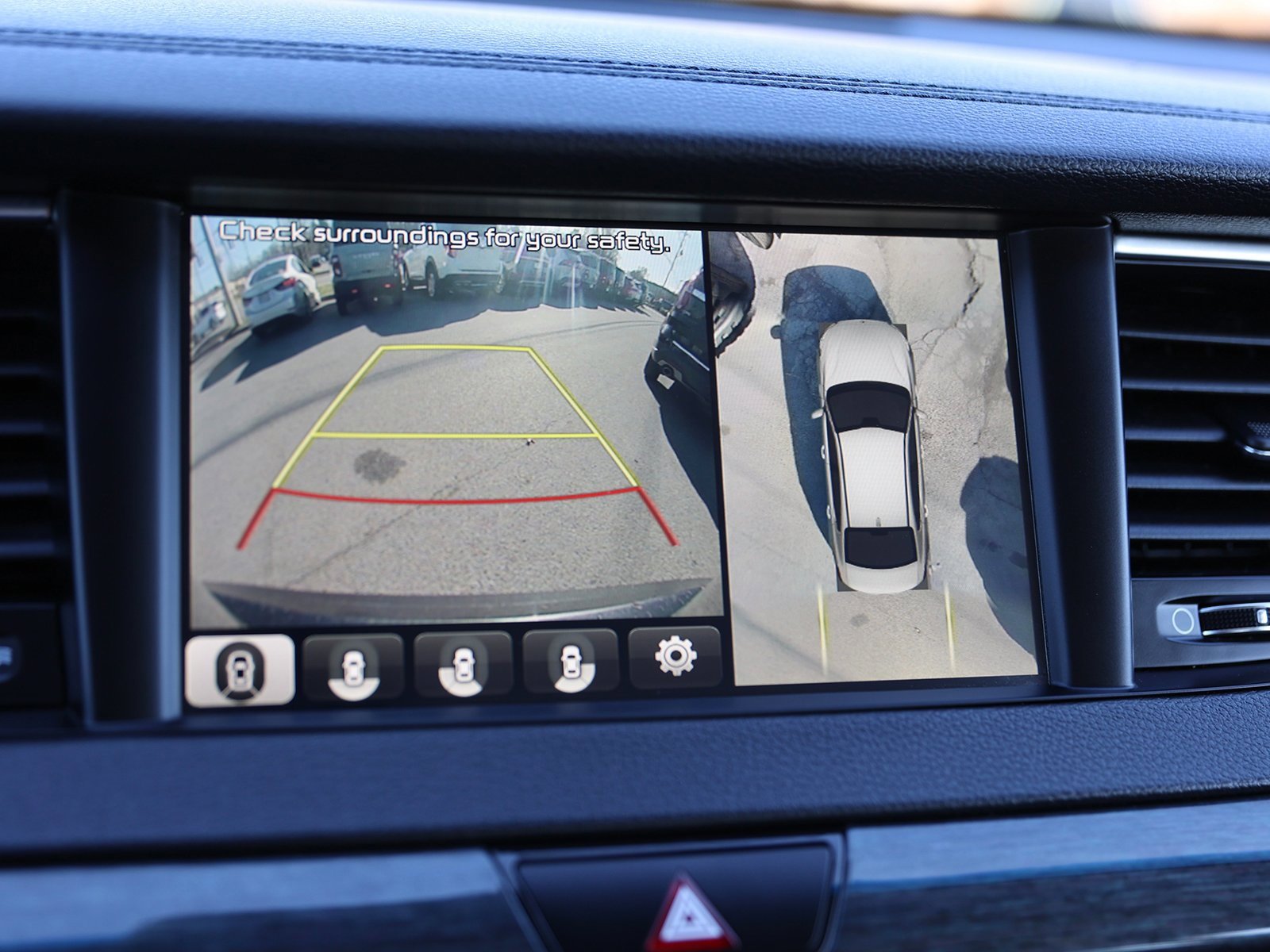 Used 2018 Kia Cadenza Limited w/ Paint Protection Package image 23