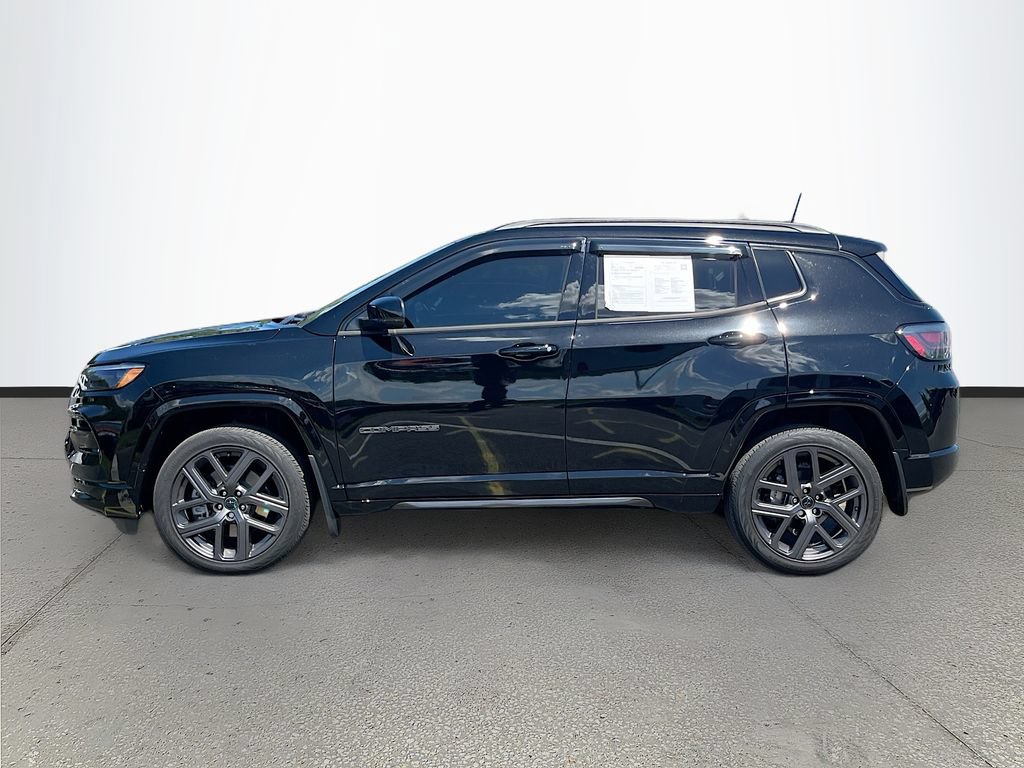 Certified 2025 Jeep Compass Limited w/ High Altitude Package AWD/4WD image 4