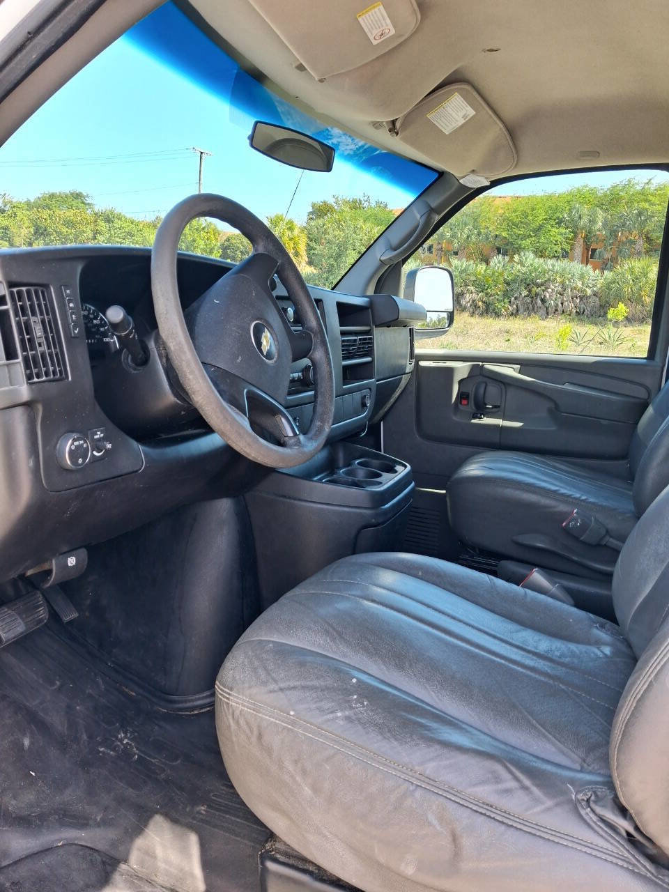 Used 2014 Chevrolet Express 1500 RWD image 10
