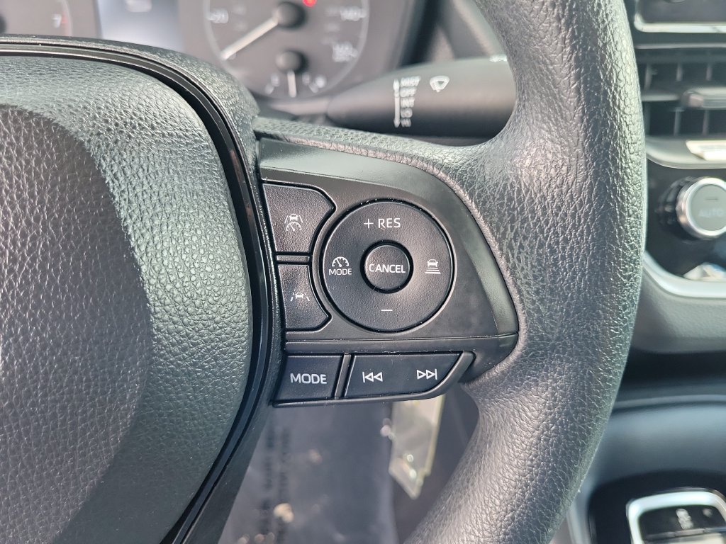 Used 2024 Toyota Corolla LE FWD image 17