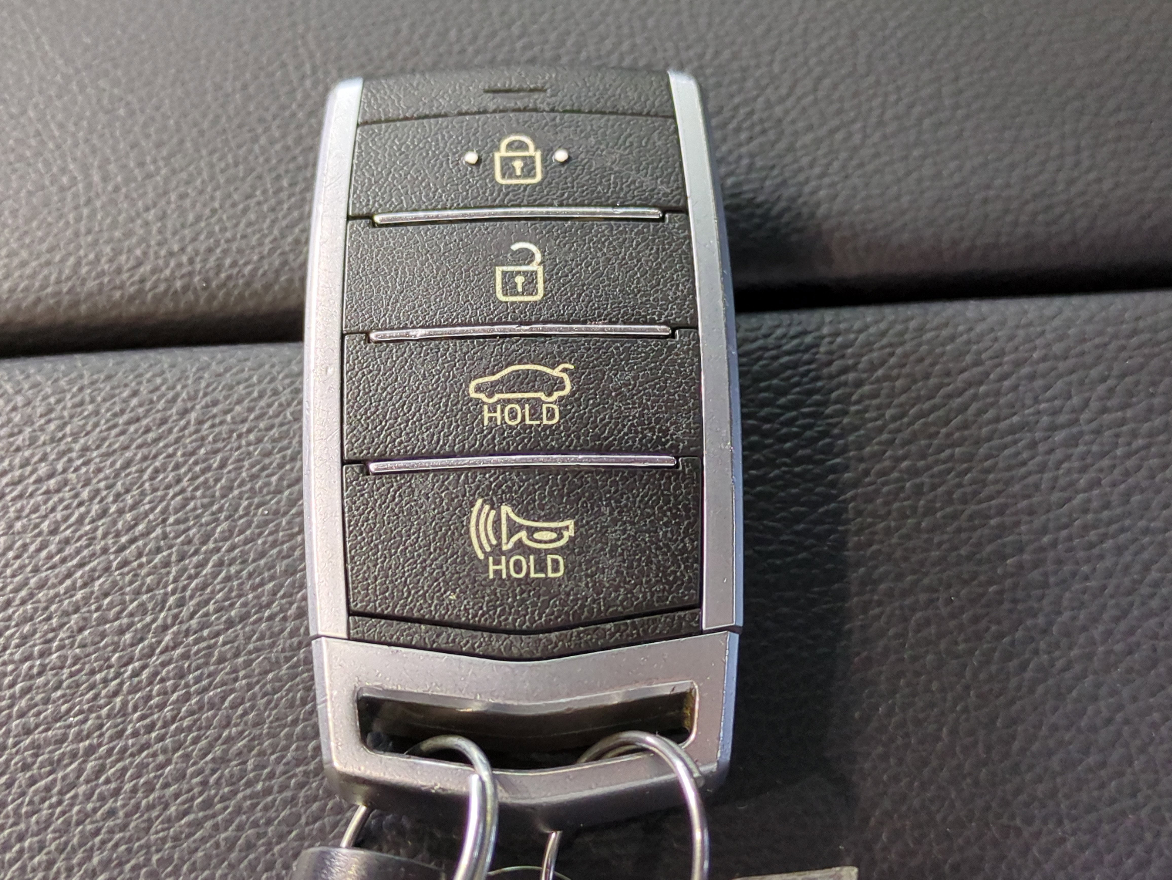Used 2017 Genesis G80 3.8 image 30