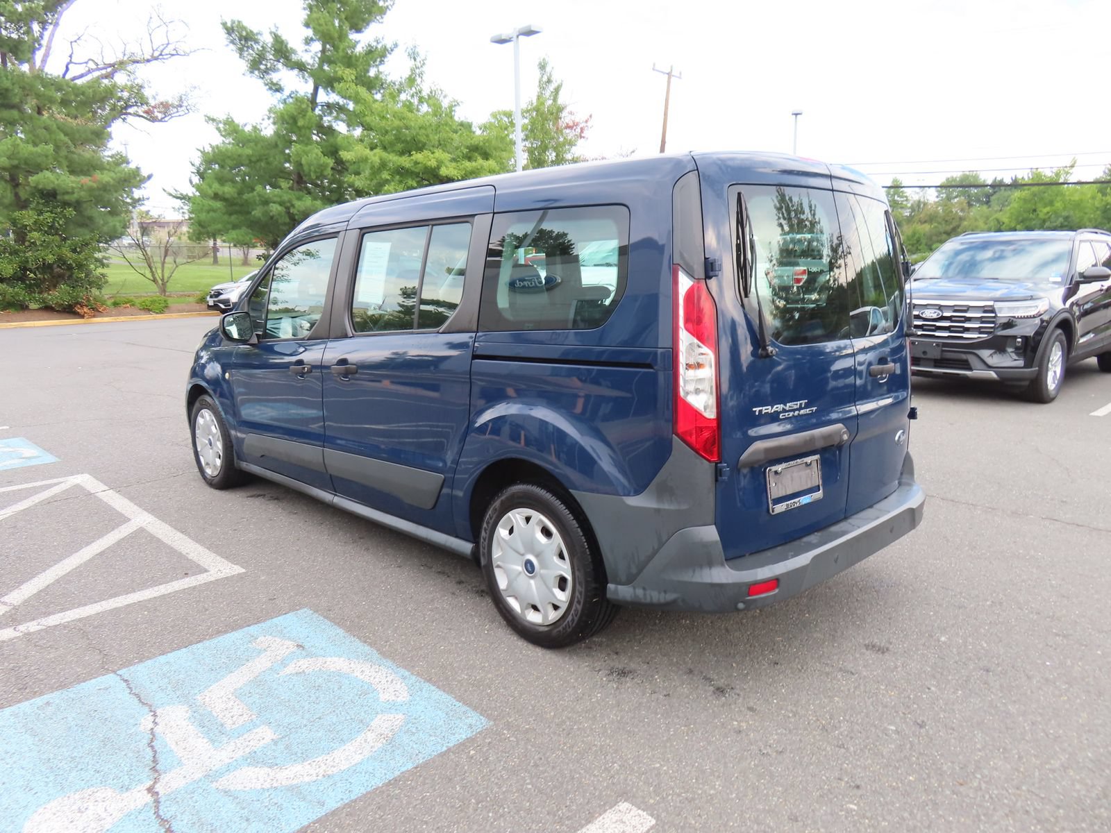 Used 2017 Ford Transit Connect XL FWD image 7