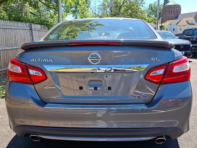 Used 2016 Nissan Altima 2.5 SL w/ 2.5 Technology Package FWD image 5