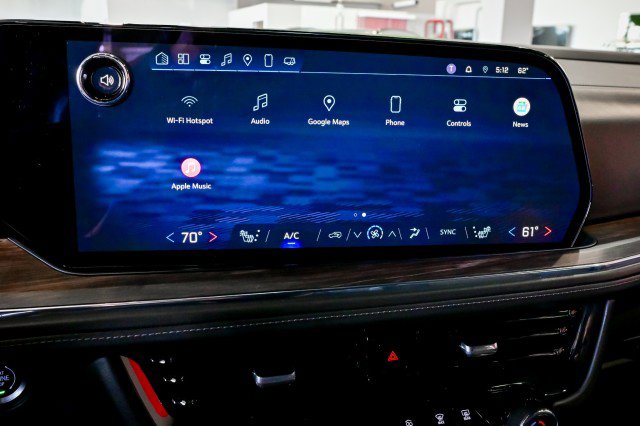 Used 2025 Chevrolet Suburban Z71 image 43