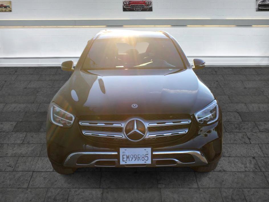 Used 2020 Mercedes-Benz GLC 300 w/ Premium Package image 2