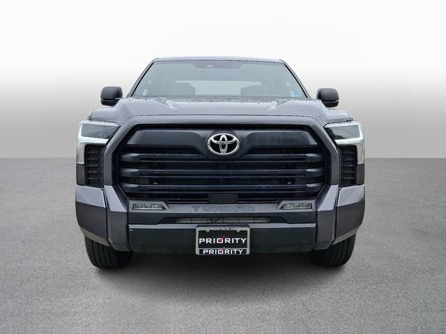 Used 2025 Toyota Tundra SR5 AWD/4WD image 2