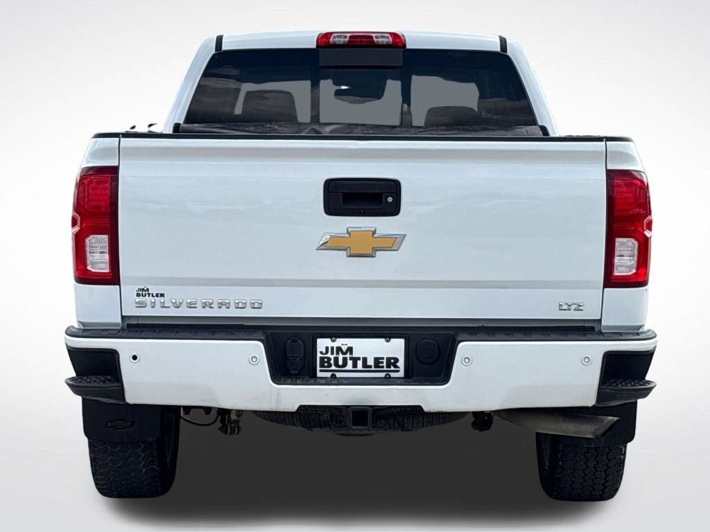 Used 2018 Chevrolet Silverado 1500 LTZ Z71 w/ LTZ Plus Package AWD/4WD image 6