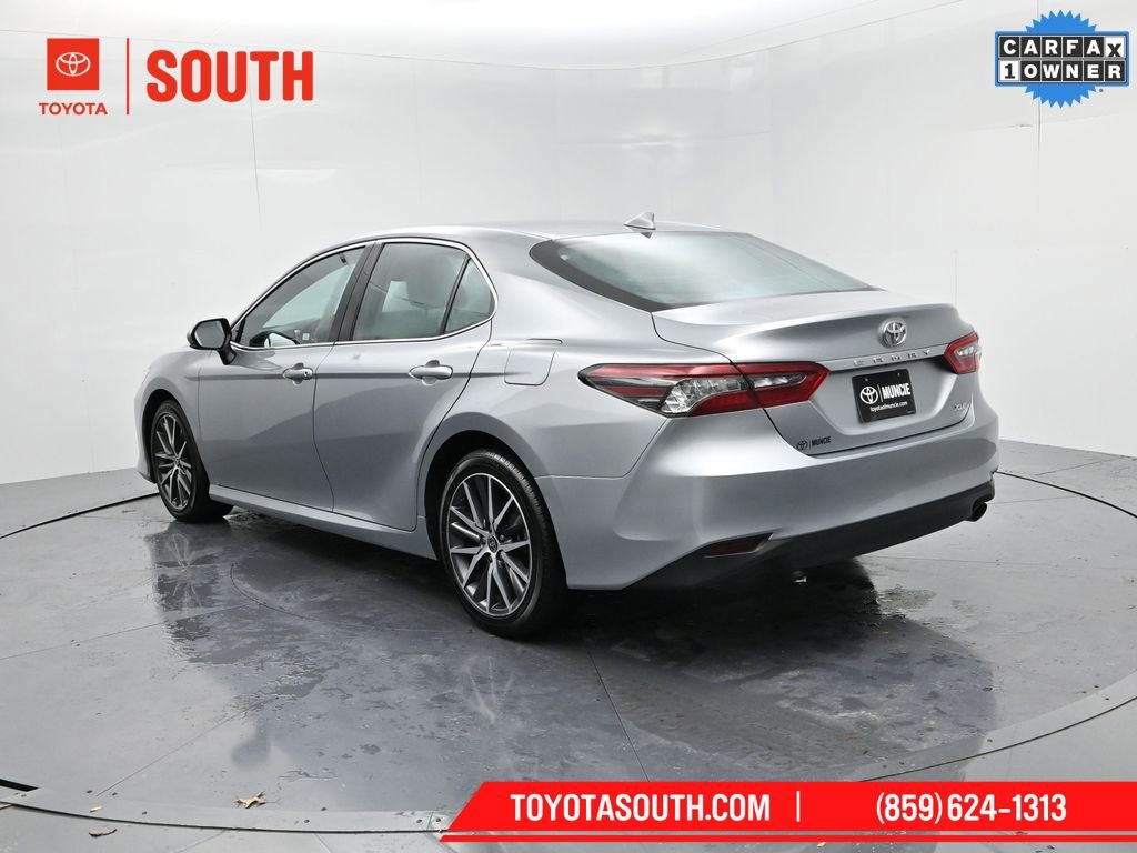 Used 2023 Toyota Camry XLE image 6