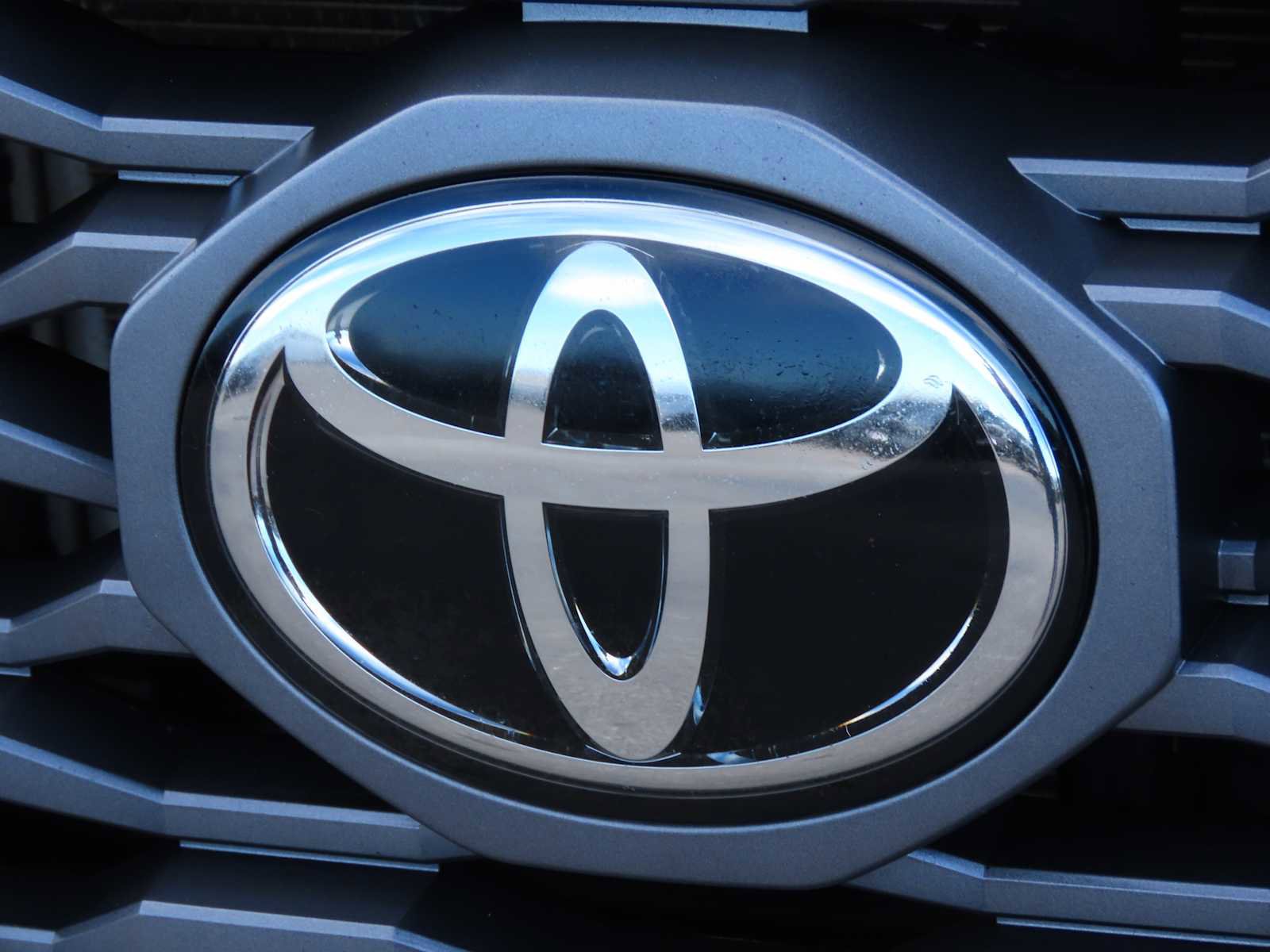 Used 2021 Toyota Tacoma TRD Off-Road image 11