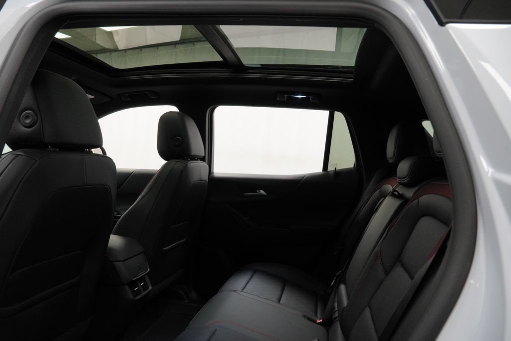 New 2027 Chevrolet Equinox RS AWD/4WD image 13