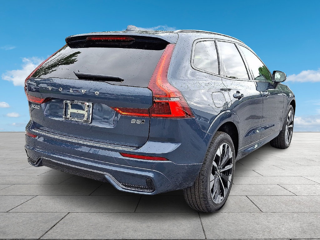 New 2026 Volvo XC60 B5 Plus w/ Protection Package Premier AWD/4WD image 4