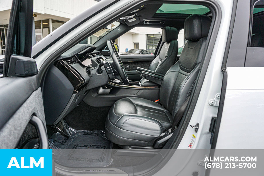 Used 2023 Land Rover Range Rover Sport SE Dynamic AWD/4WD image 18