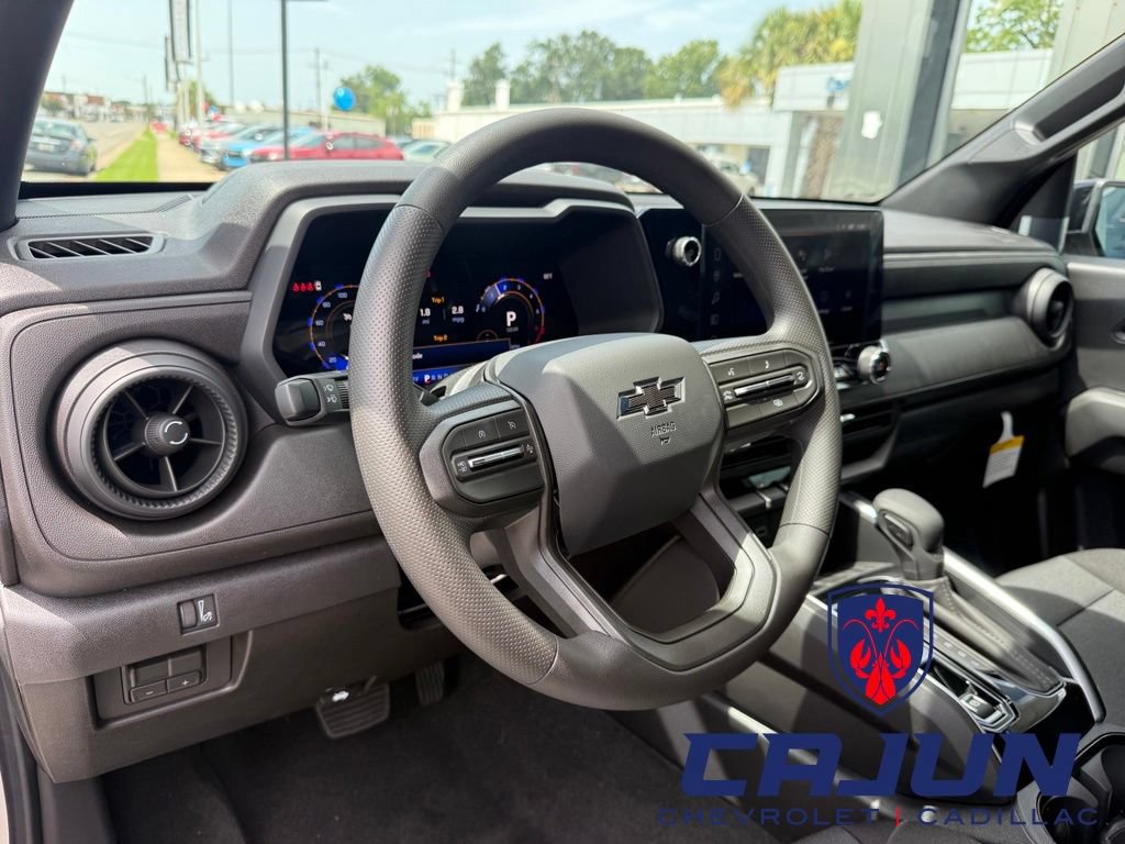 New 2026 Chevrolet Colorado Trail Boss w/ Midnight Edition AWD/4WD image 7