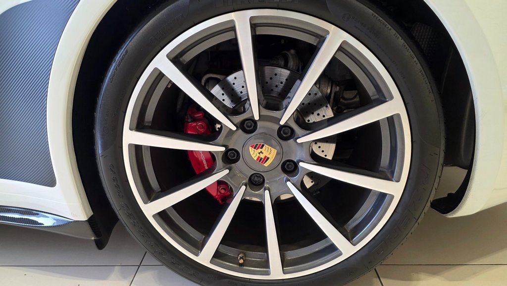 Used 2014 Porsche 911 Targa 4S image 12