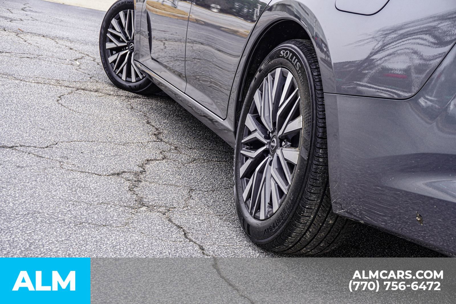 Used 2024 Nissan Altima 2.5 SV image 13