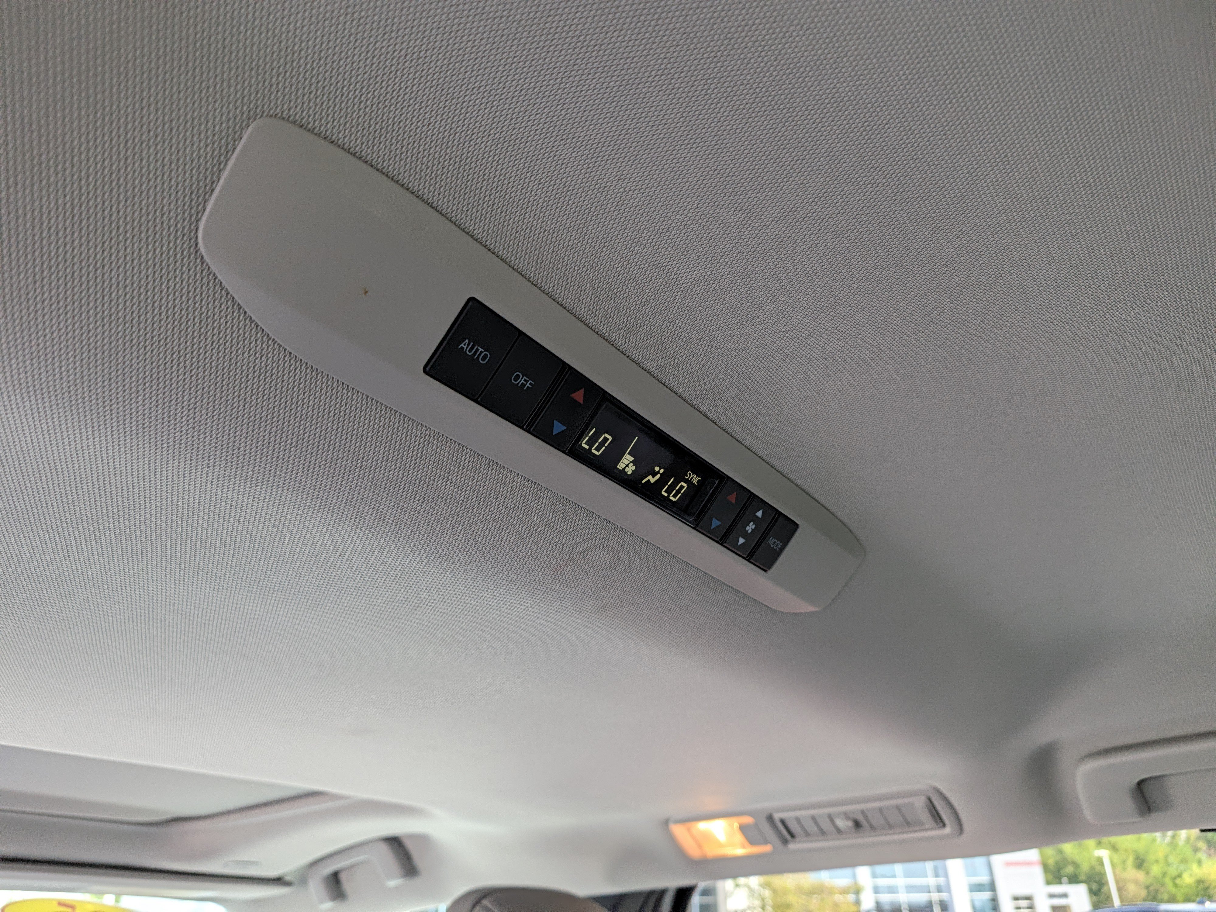 Certified 2025 Toyota Sienna XLE w/ XLE Plus Package AWD/4WD image 18