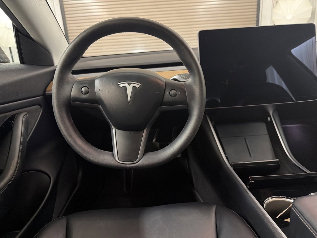 Used 2020 Tesla Model 3 Long Range image 21