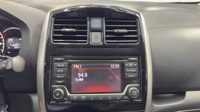 Used 2018 Nissan Versa Note SV FWD image 30