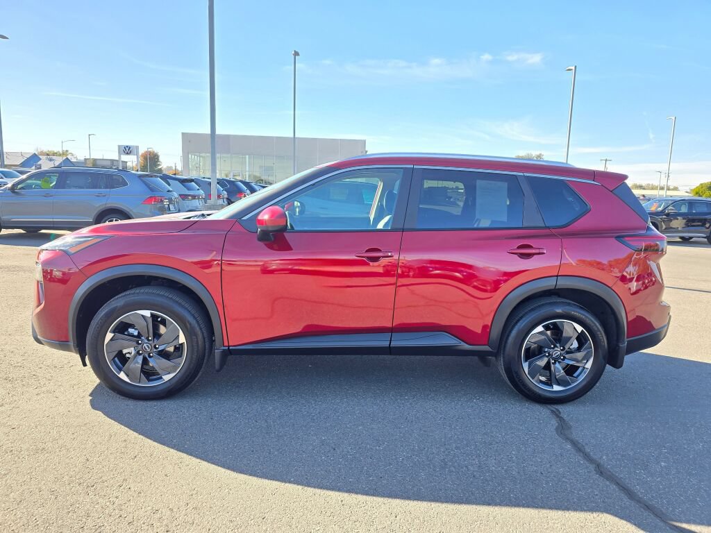 Used 2026 Nissan Rogue SV w/ SV Premium Package AWD/4WD image 3