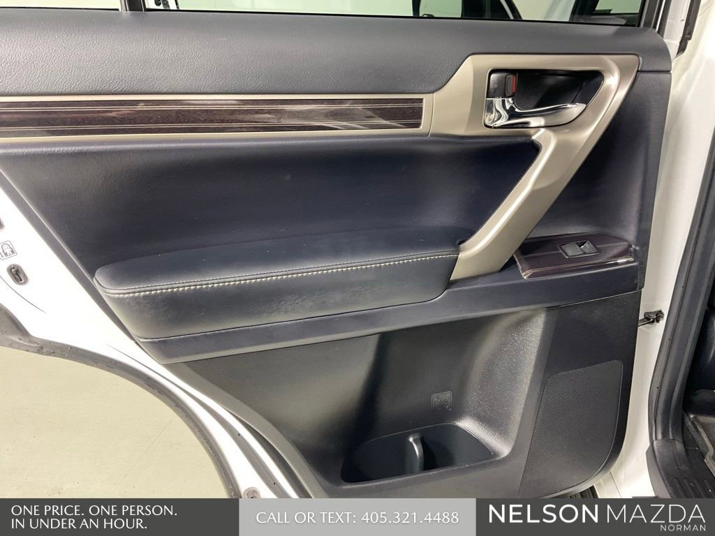 Used 2021 Lexus GX 460 Premium w/ Premium Package AWD/4WD image 19
