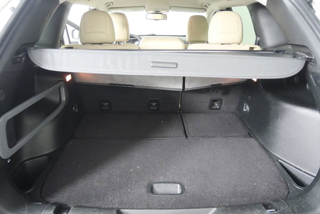 Used 2017 Jeep Cherokee Limited w/ Luxury Group image 16