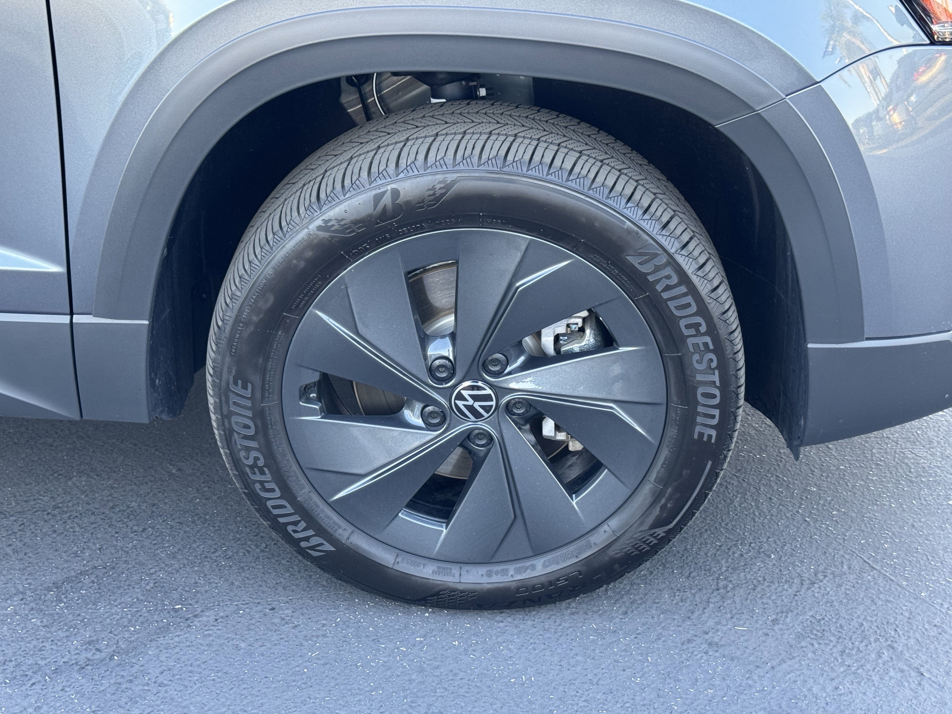 Used 2025 Volkswagen Taos S image 12