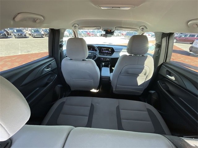 Used 2025 Chevrolet TrailBlazer LS w/ LS Convenience Package image 33