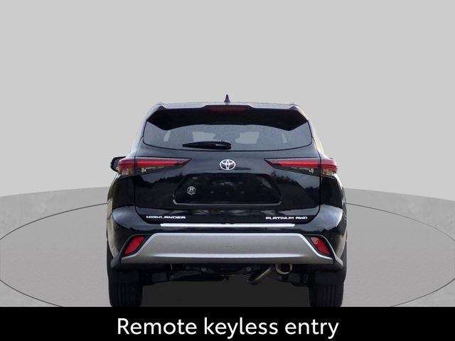 Certified 2026 Toyota Highlander Platinum AWD/4WD image 8
