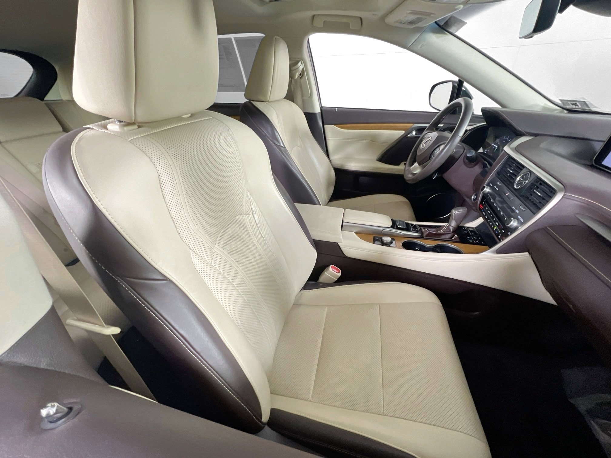 Used 2017 Lexus RX 450h AWD image 28